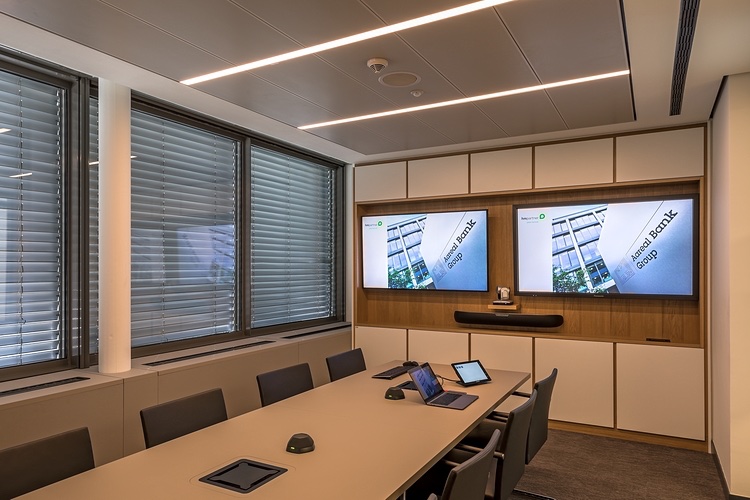 Aareal-Bank, Konferenzraum, Collarobation, Präsentation, Displays, Wiesbaden, Medienmöbel, aareal Bank Wiesbaden collaboration video conferencing av concept